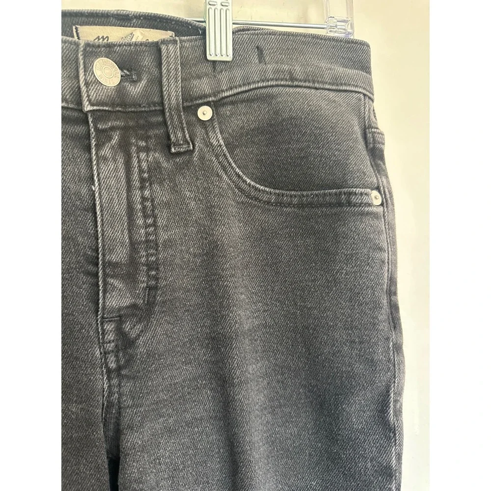 Madewell Women's Black Wash High Rise Crop Flare Jeans Size 28 P‎